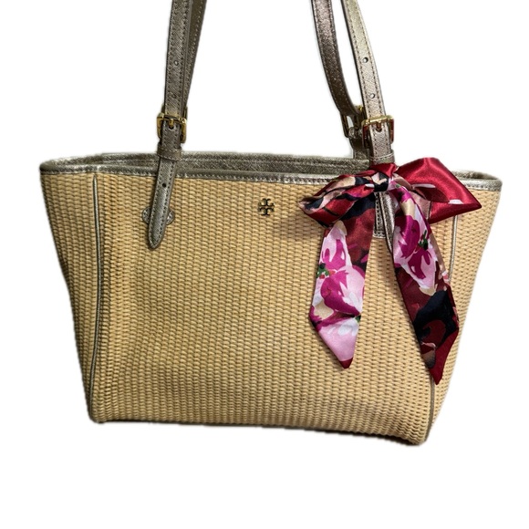 Tory Burch Handbags - Tory Burch Raffia York Natural Straw Tote